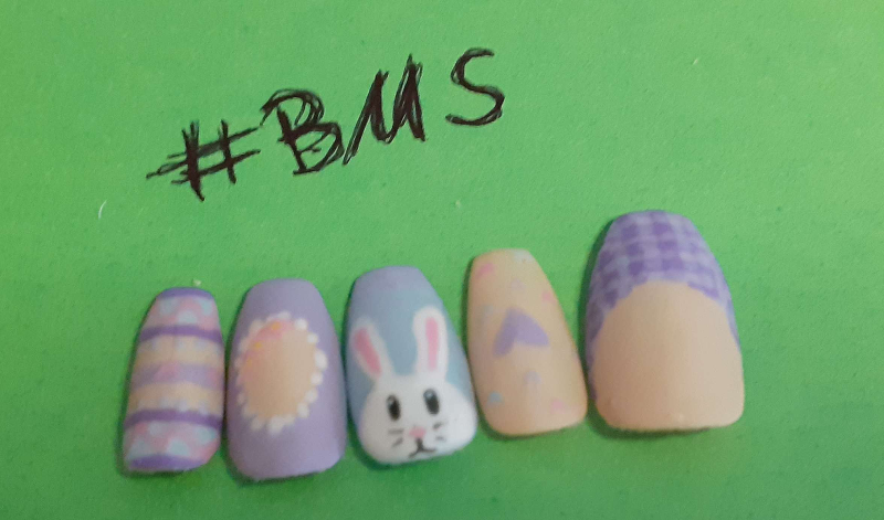 Datei:Nerds go Versatile Osternagel .png