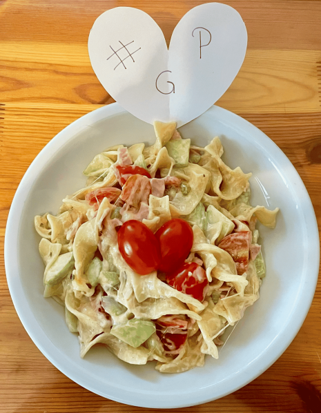 Datei:Nudelsalat-yuffy Bild.png